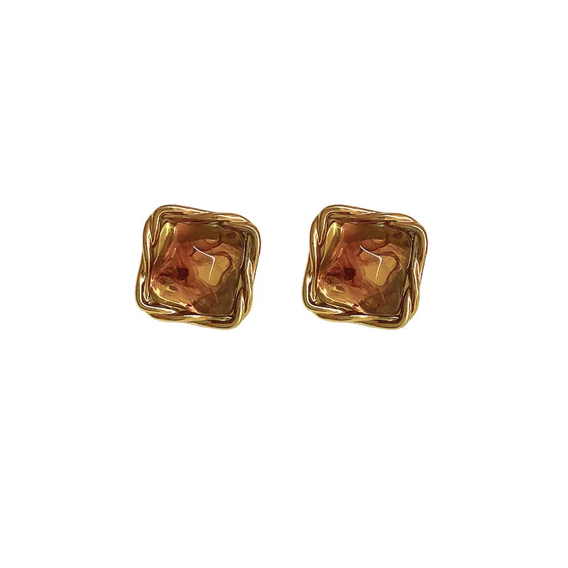 Brincos de metal quadrados, vintage. Moda marrom!